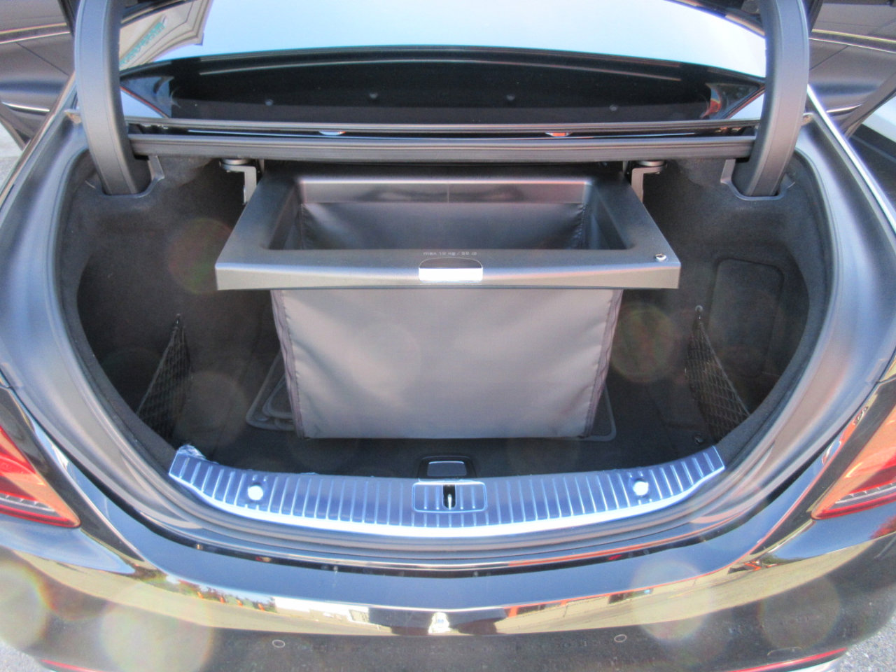 Used 2020 Mercedes-Benz S 560 Sedan w/ AMG Line Exterior image 72