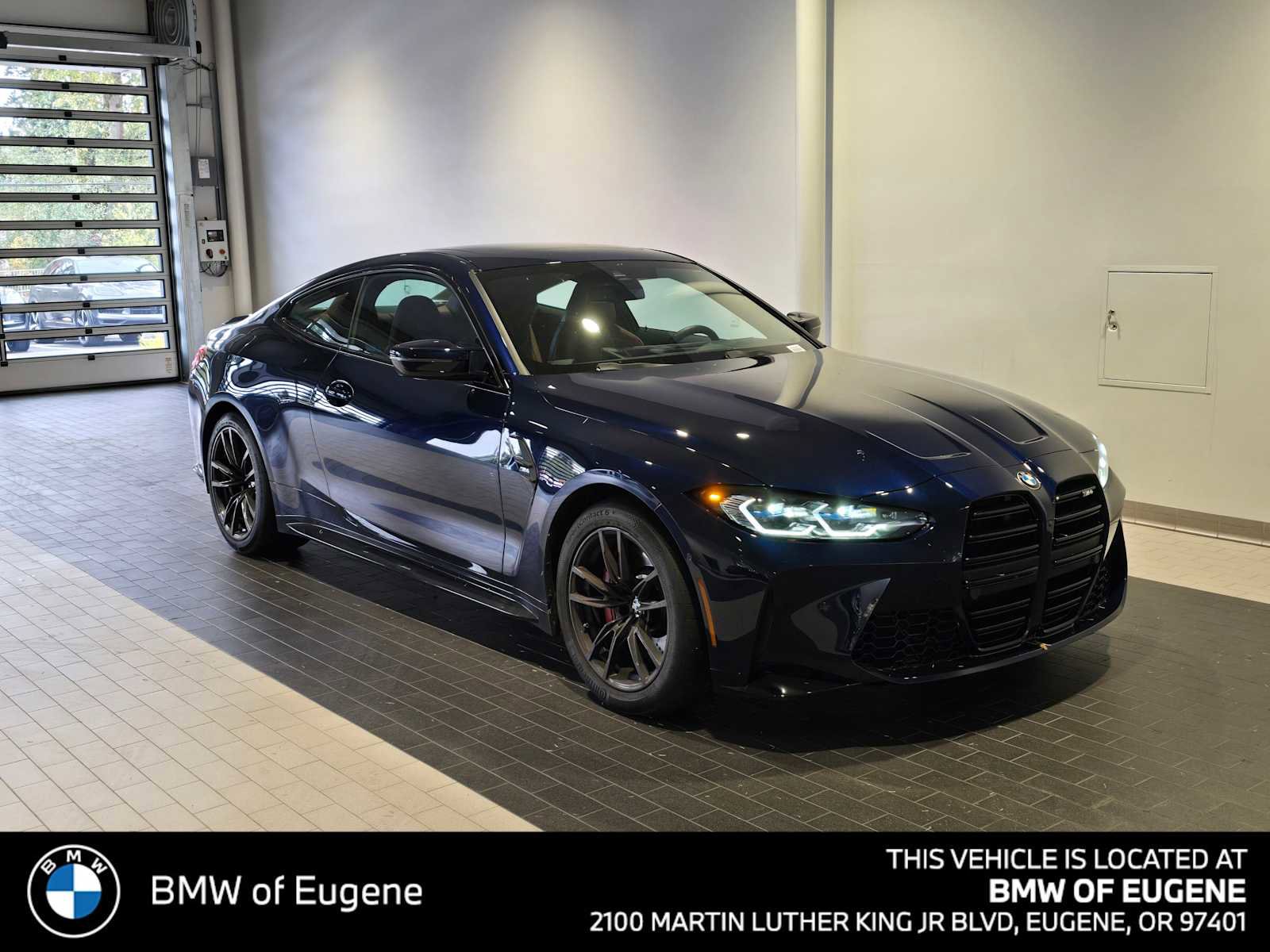 Used 2024 BMW M4 Coupe w/ Executive Package image 15