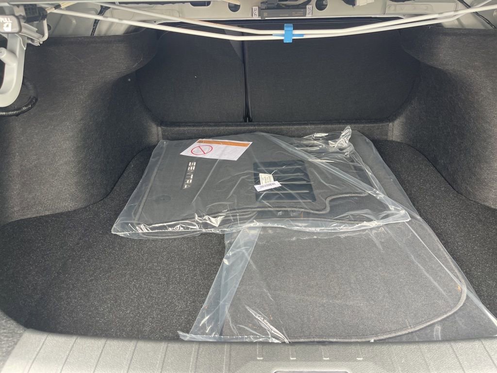 New 2026 Nissan Sentra SR w/ Floor Mat Package image 16