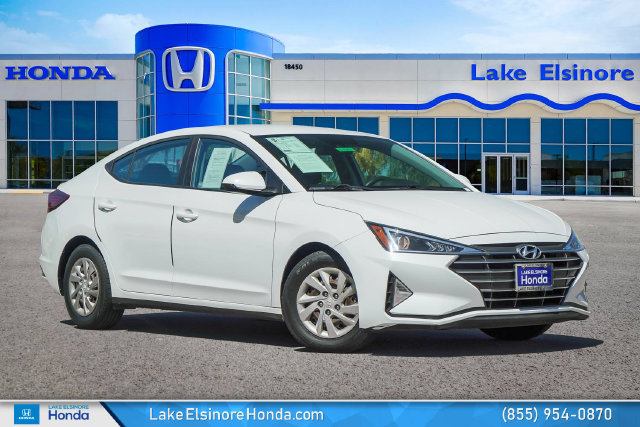Used 2020 Hyundai Elantra SE w/ Cargo Package (C1)