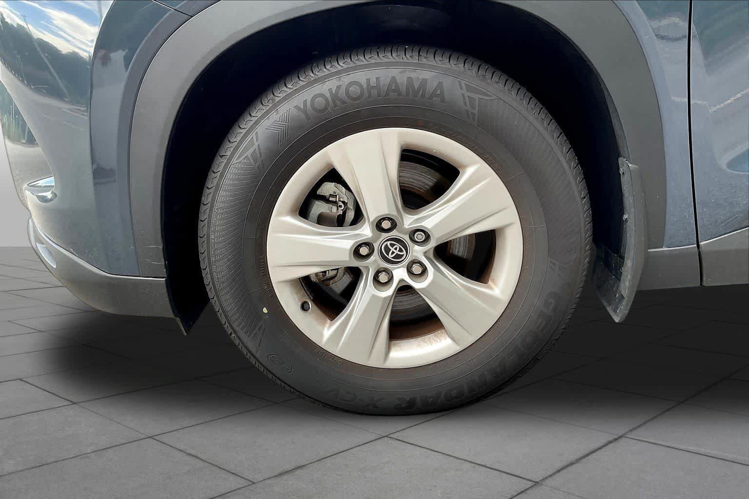 Used 2025 Toyota Grand Highlander AWD Hybrid image 10