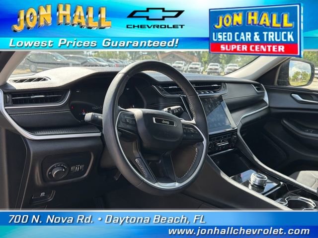 Used 2023 Jeep Grand Cherokee L Laredo w/ Luxury Tech Group I RWD image 24