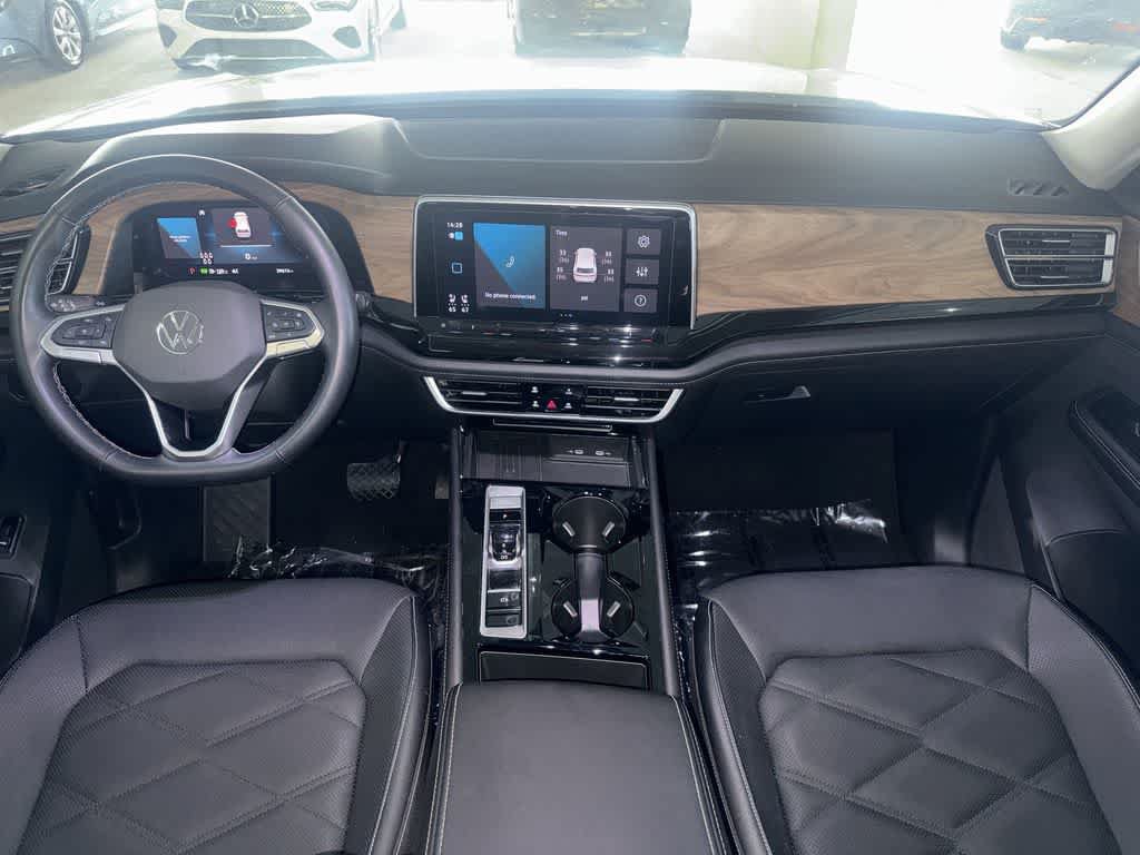 Used 2025 Volkswagen Atlas SE FWD image 25