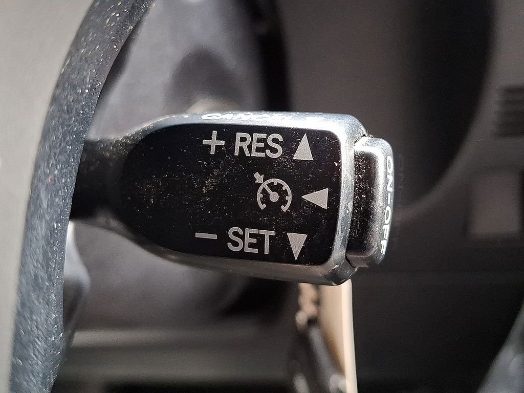 Used 2017 Toyota 4Runner SR5 image 18