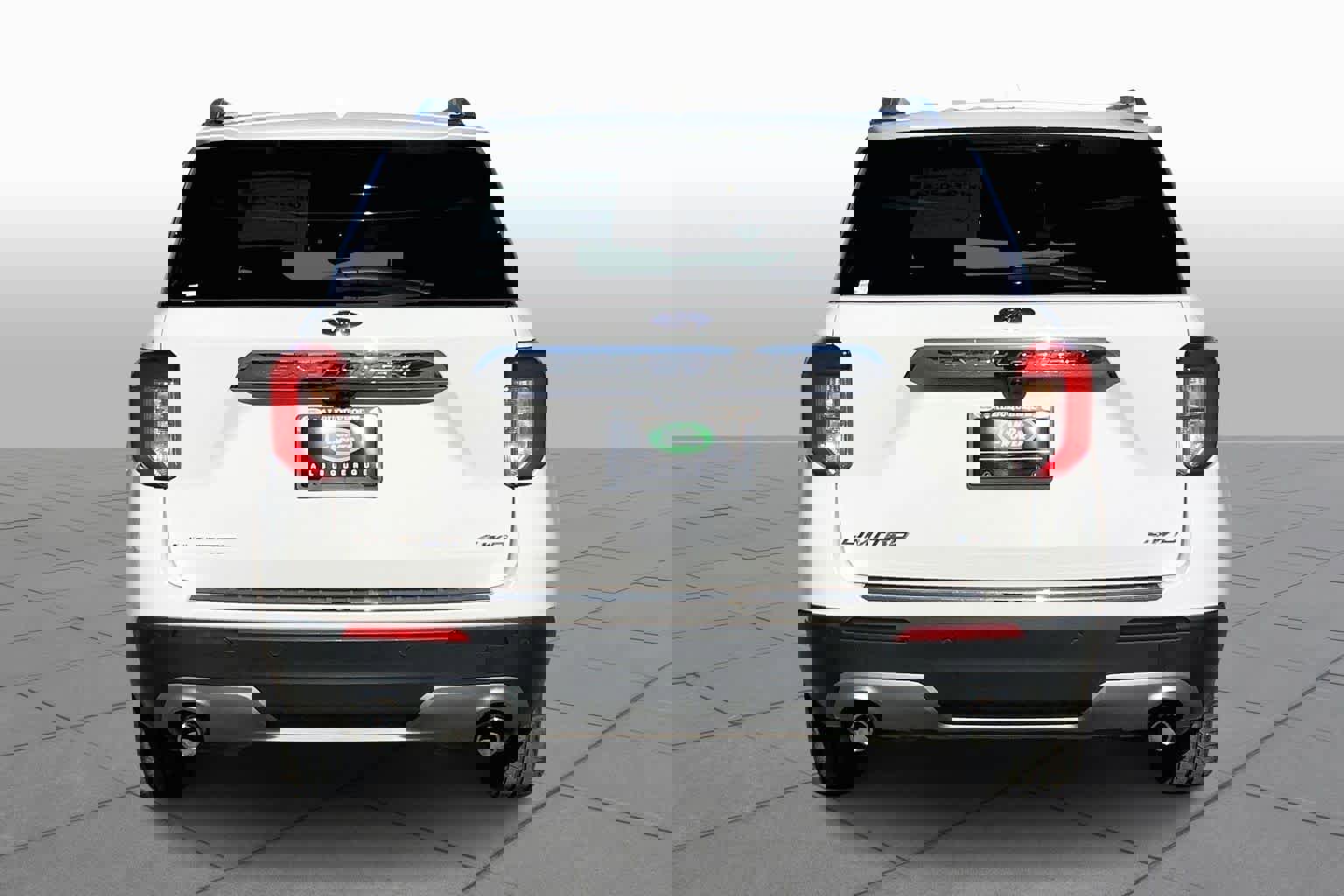 Used 2021 Ford Explorer Limited image 4