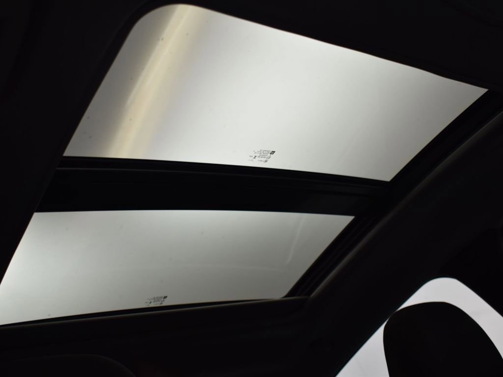 Used 2024 Chevrolet Malibu LT image 26