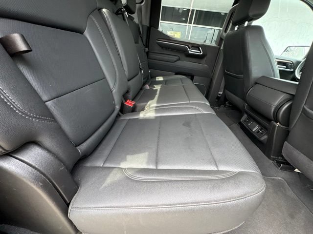 Used 2025 GMC Sierra 1500 SLT AWD/4WD image 6