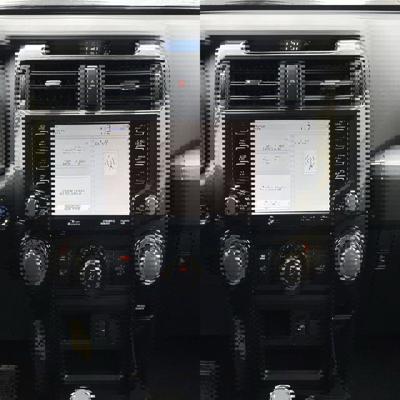 Used 2024 Toyota 4Runner TRD Off-Road image 17