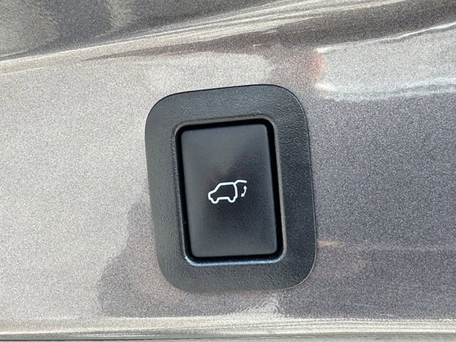 Used 2019 Toyota Highlander XLE image 33