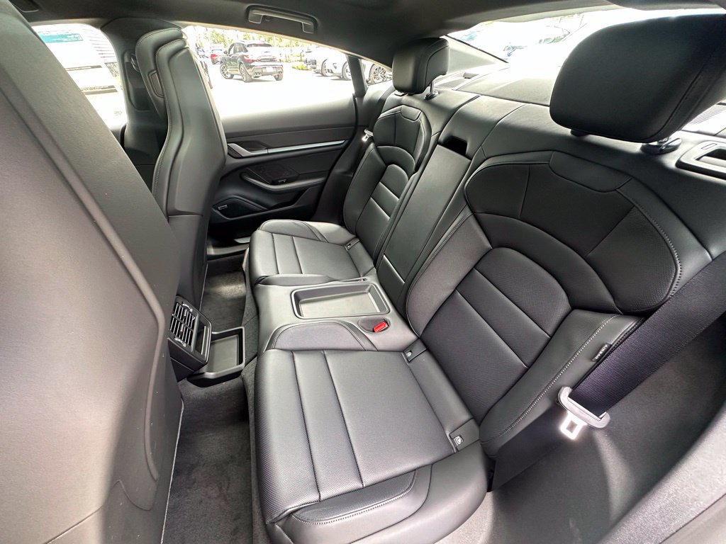 Used 2026 Porsche Taycan RWD image 38