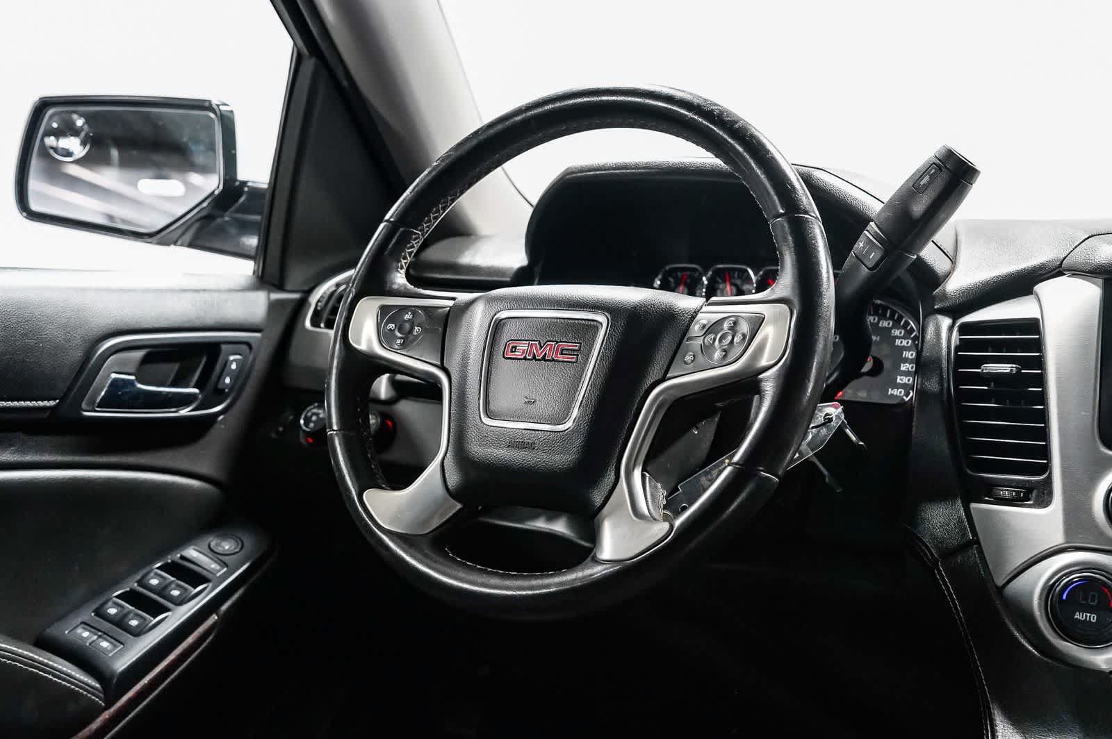 Used 2015 GMC Yukon SLE AWD/4WD image 15
