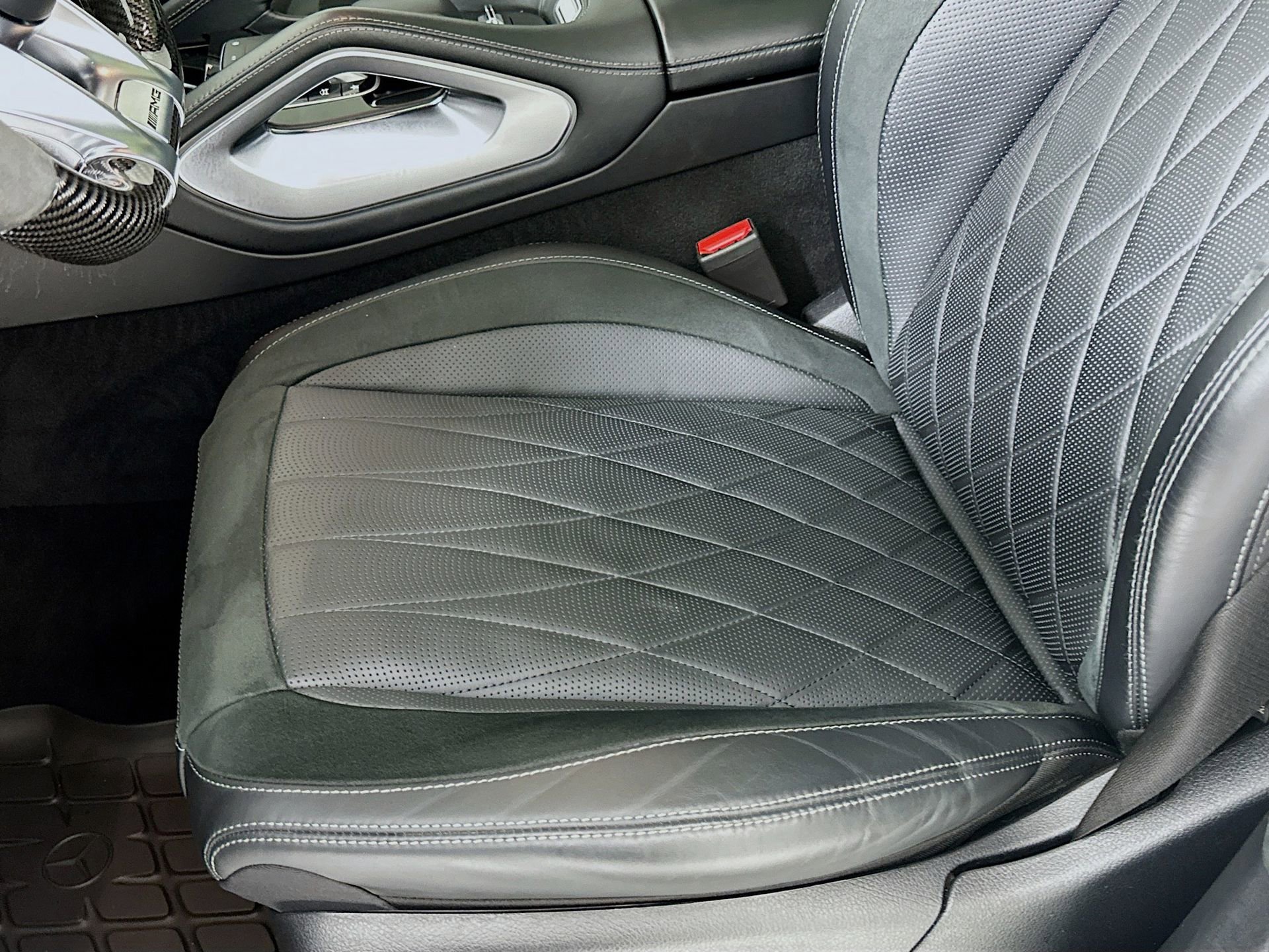 Certified 2021 Mercedes-Benz GLS 63 AMG 4MATIC image 21