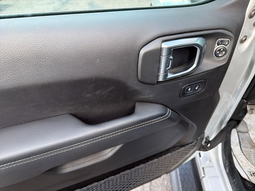 Certified 2023 Jeep Wrangler Unlimited Sahara w/ Cold Weather Group image 14