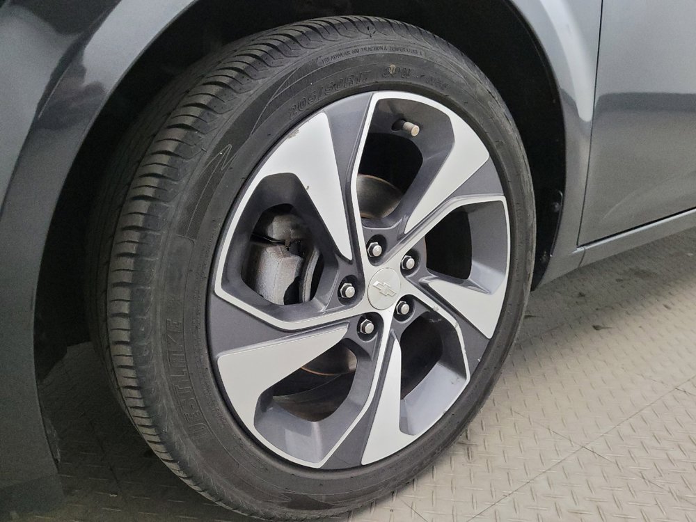 Used 2020 Chevrolet Sonic Premier FWD image 31