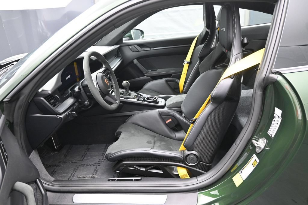 Certified 2026 Porsche 911 GT3 w/ Chrono Package RWD image 6