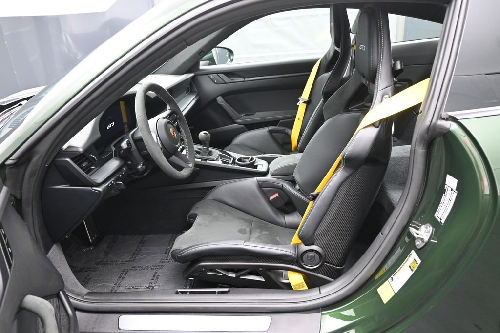 Certified 2026 Porsche 911 GT3 w/ Chrono Package RWD image 6