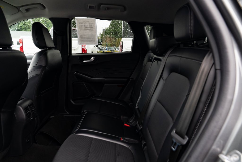 Used 2024 Ford Escape Platinum image 20