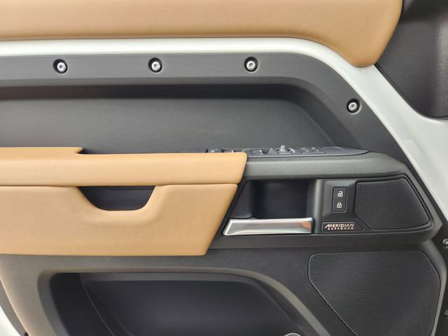 New 2026 Land Rover Defender 110 V8 image 14