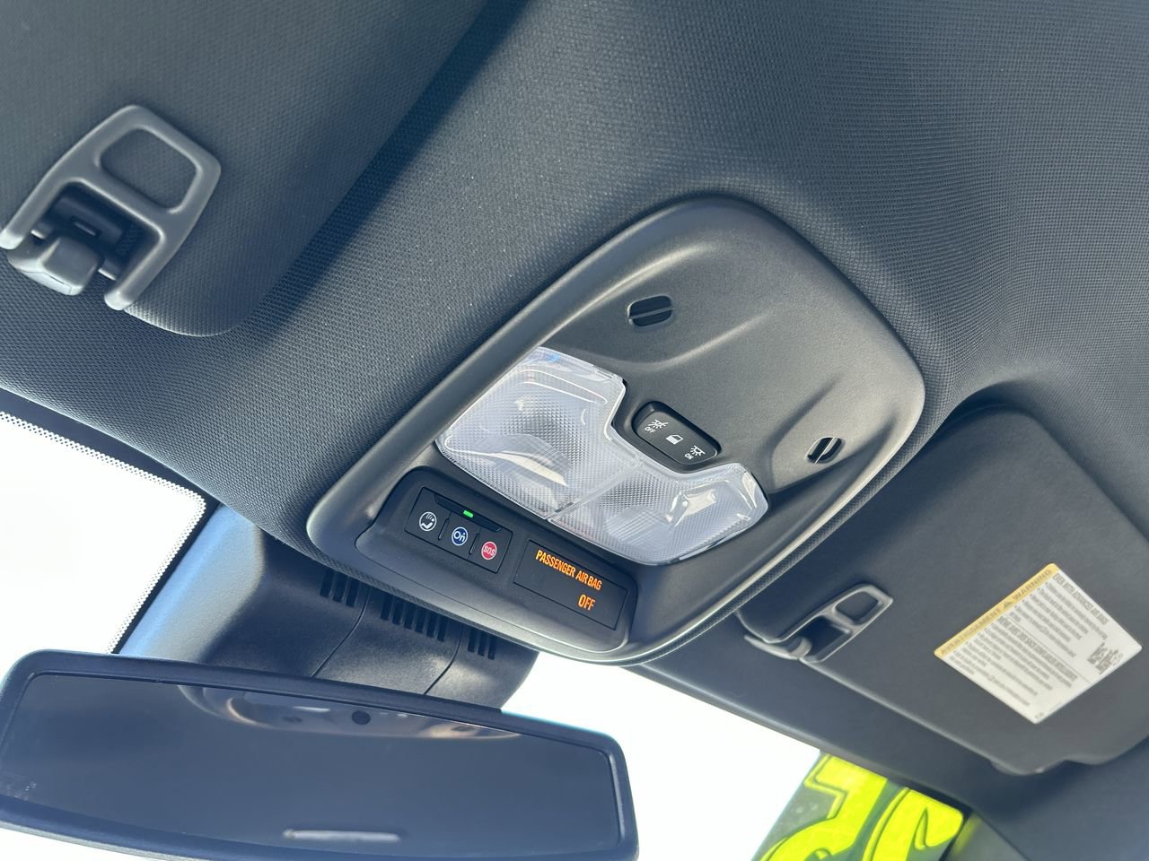 New 2025 Chevrolet Colorado Z71 w/ Midnight Edition image 30
