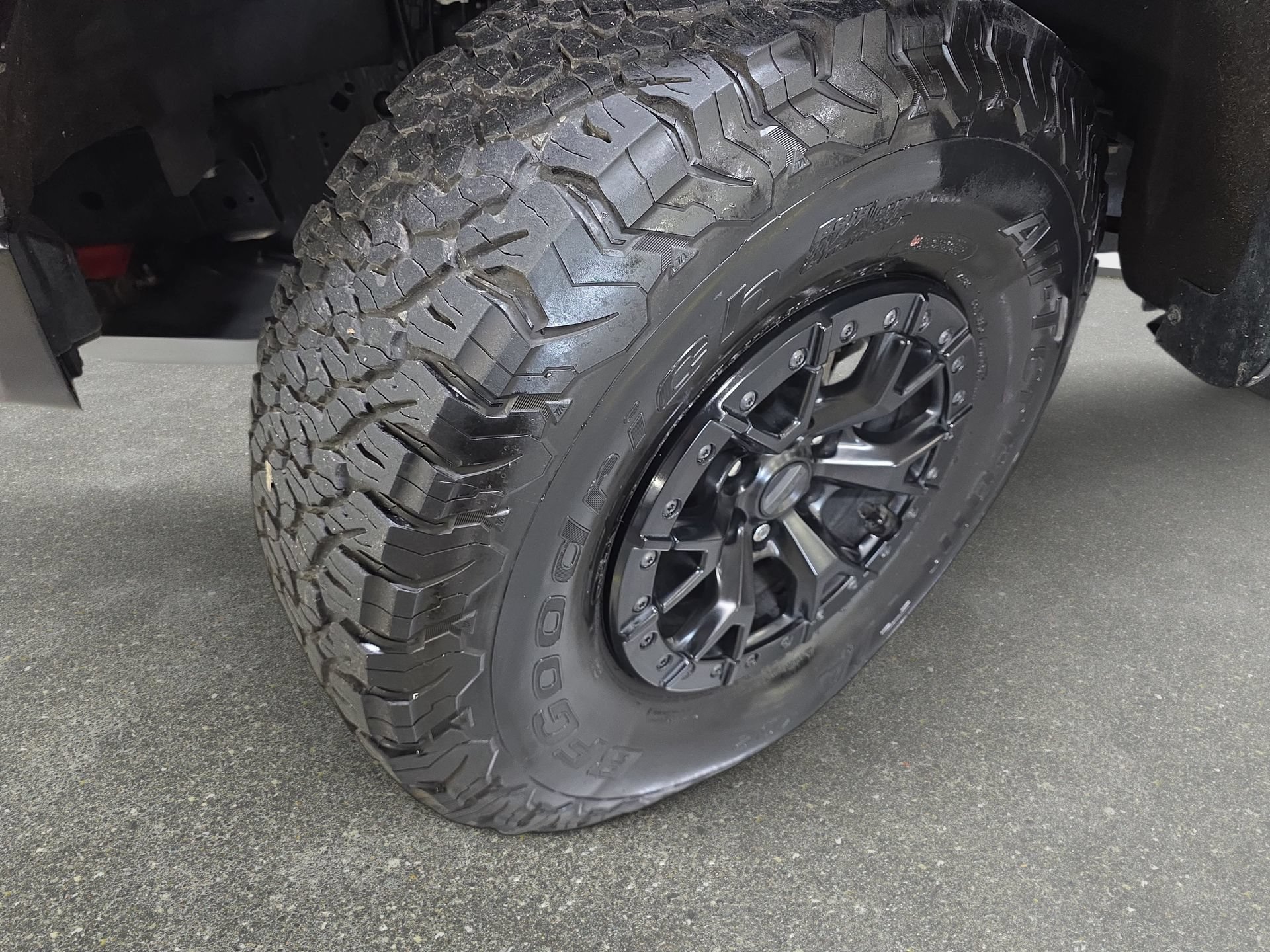 Used 2023 Ford F150 Raptor w/ Equipment Group 802A Raptor R AWD/4WD image 30