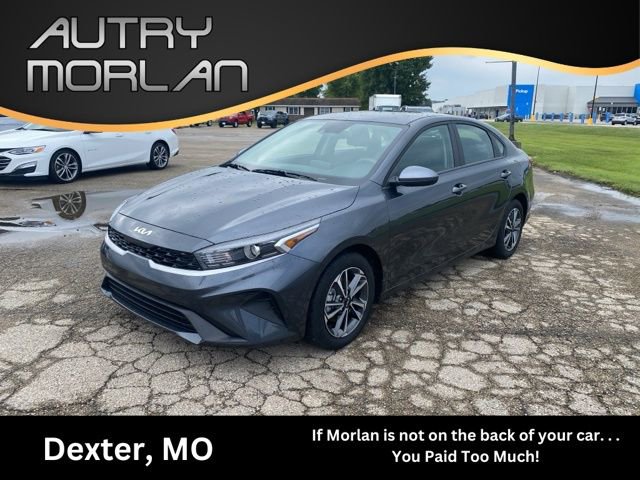 Used 2024 Kia Forte LXS image 1