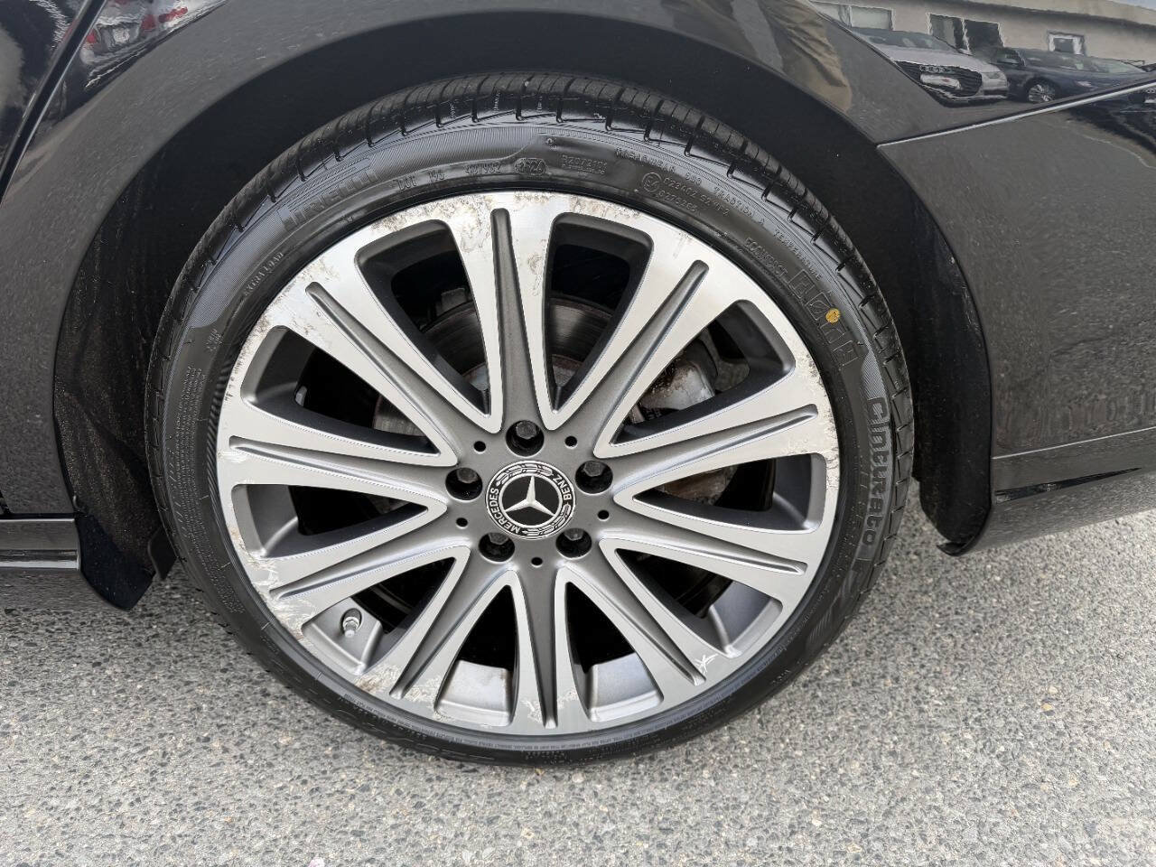 Used 2018 Mercedes-Benz CLA 250 4MATIC image 11