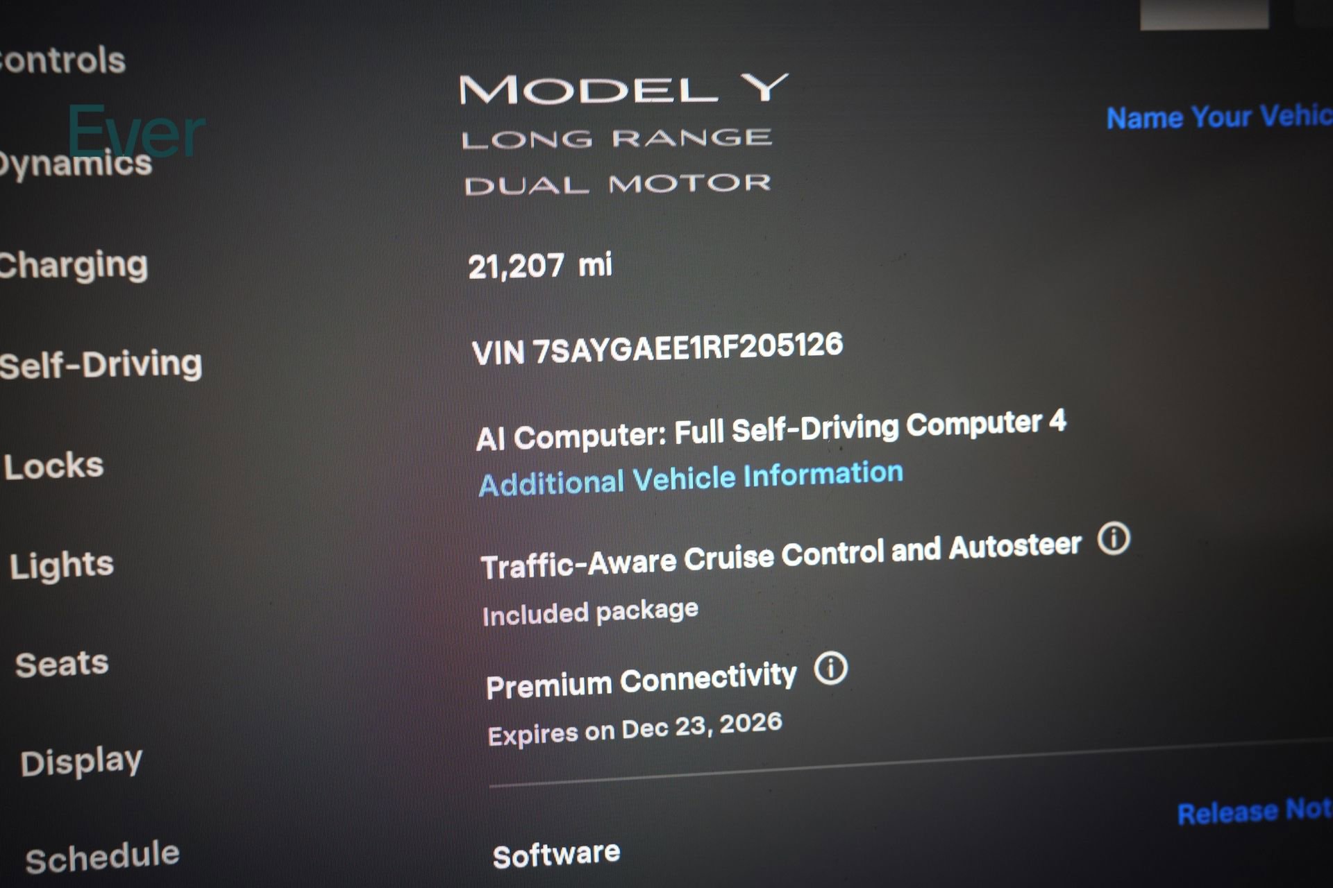 Used 2024 Tesla Model Y Long Range AWD/4WD image 7