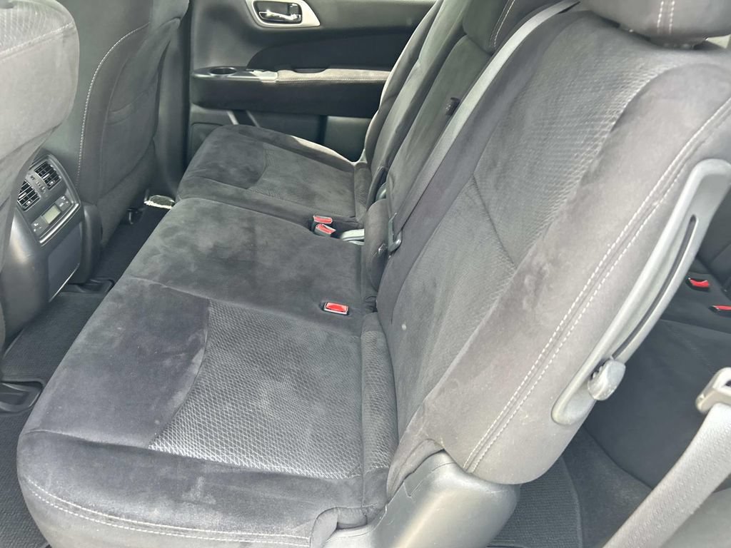Used 2014 Nissan Pathfinder SV AWD/4WD image 20