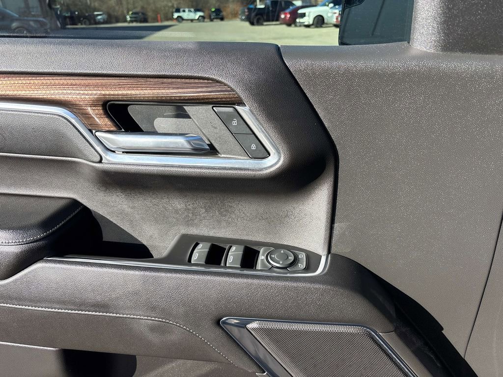 Used 2023 Chevrolet Silverado 1500 RST w/ Z71 Off-Road Package image 14