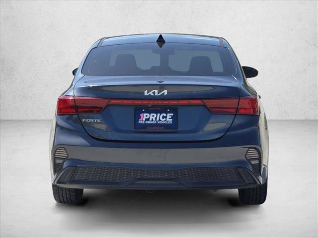 Used 2022 Kia Forte LXS FWD image 7