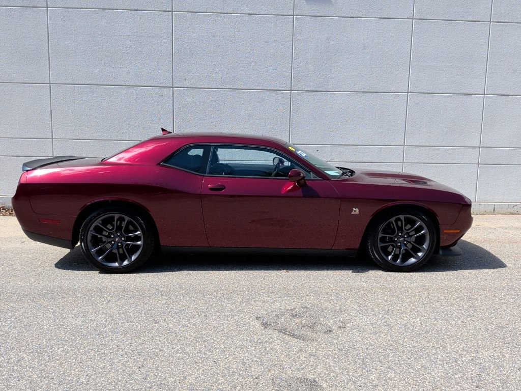 Used 2023 Dodge Challenger R/T Scat Pack w/ Plus Package RWD image 5