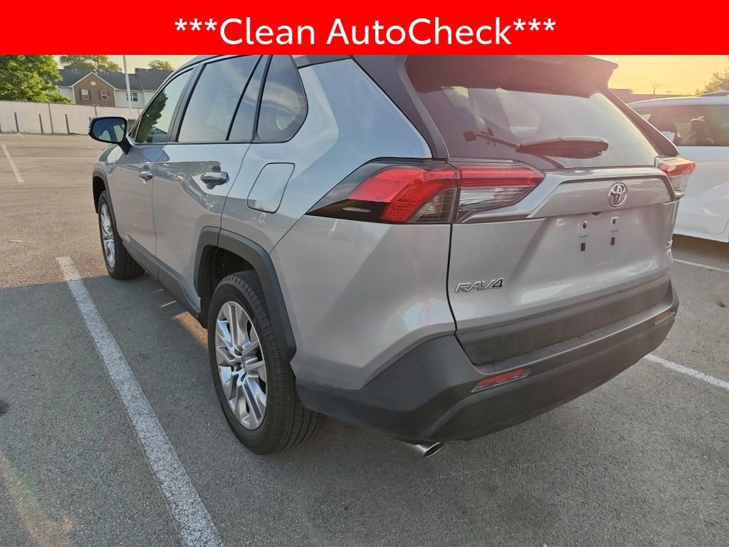 Used 2024 Toyota RAV4 XLE Premium w/ Weather Package AWD/4WD image 4