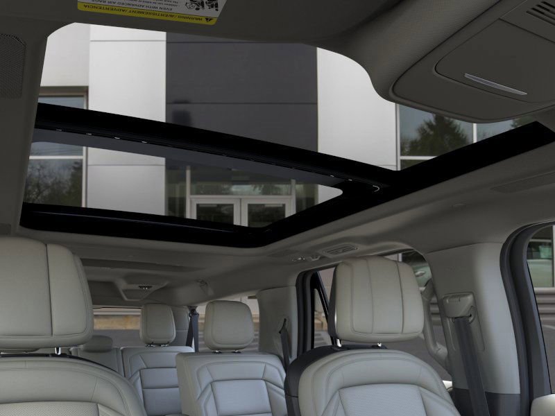 New 2025 Lincoln Navigator L Reserve image 22