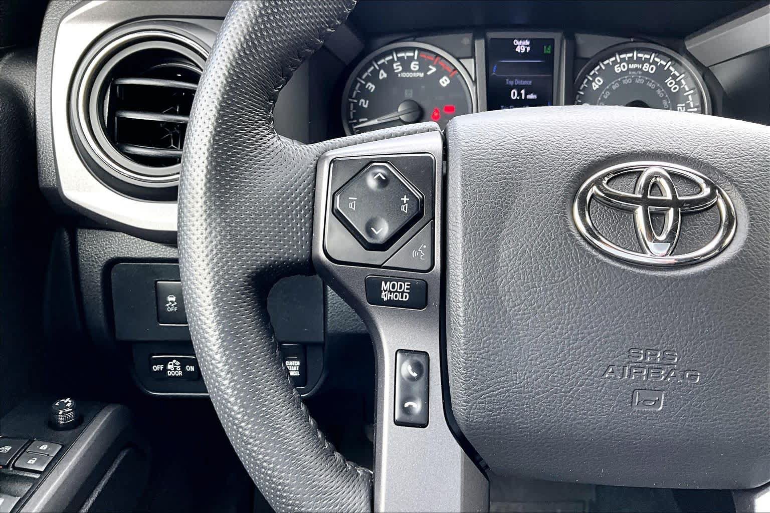 Used 2023 Toyota Tacoma TRD Off-Road w/ TRD Premium Off Road Package AWD/4WD image 23