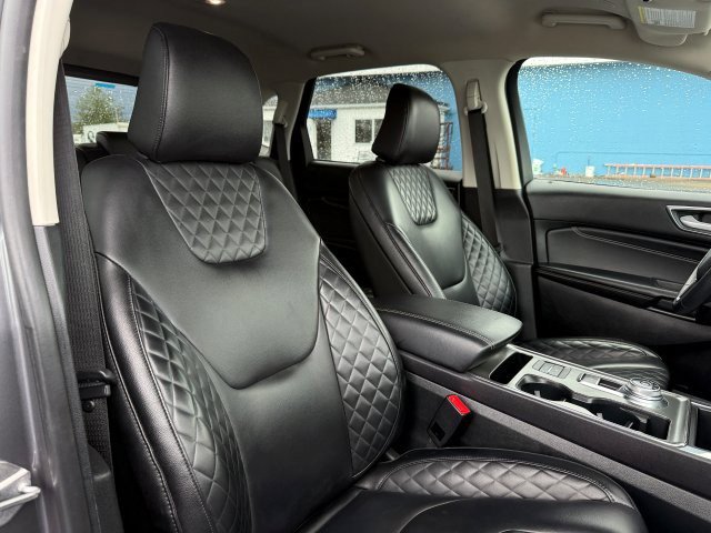Certified 2024 Ford Edge Titanium AWD/4WD image 27