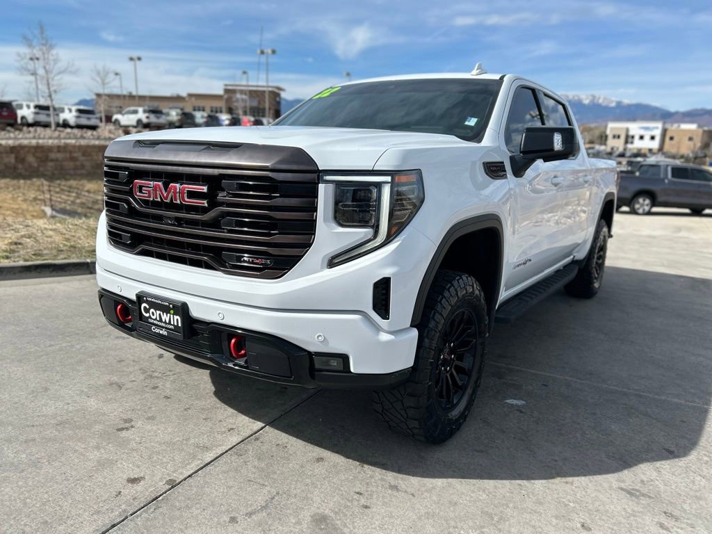Used 2022 GMC Sierra 1500 AT4X image 3