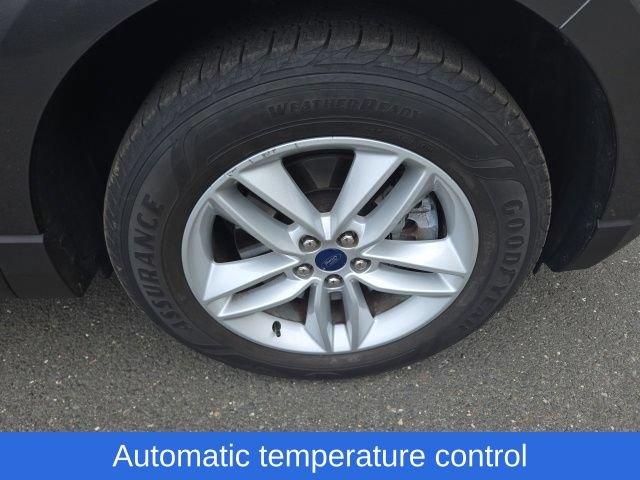Used 2015 Ford Edge SEL w/ Equipment Group 201A AWD/4WD image 12