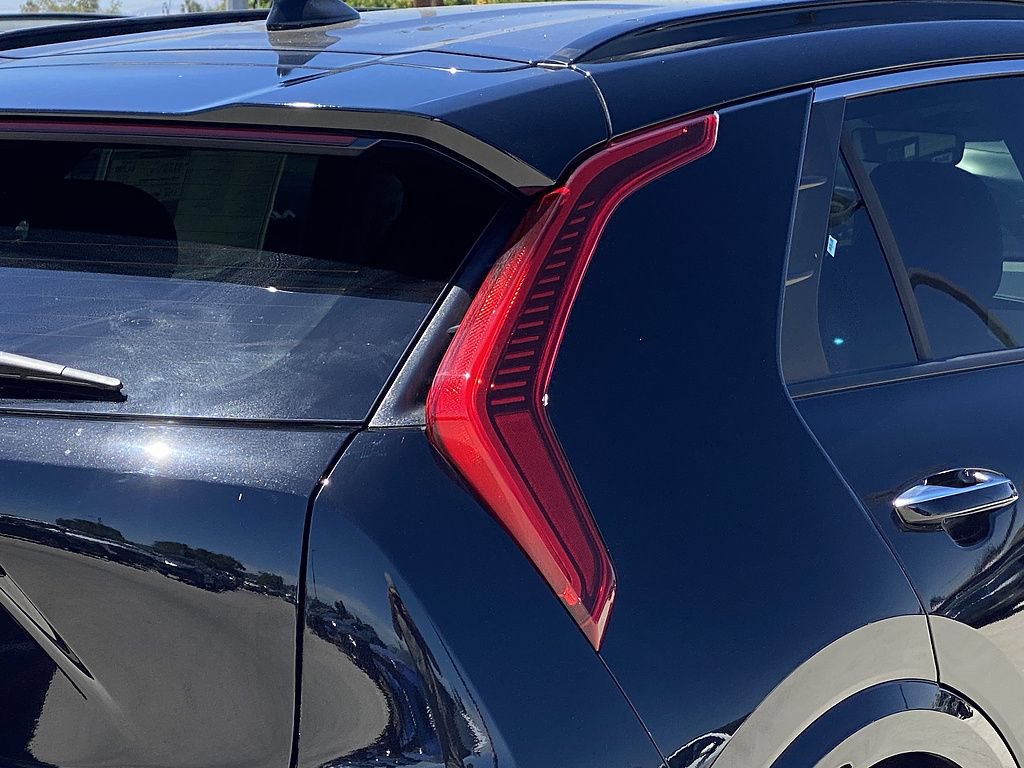 New 2026 Kia Niro Wave FWD image 4