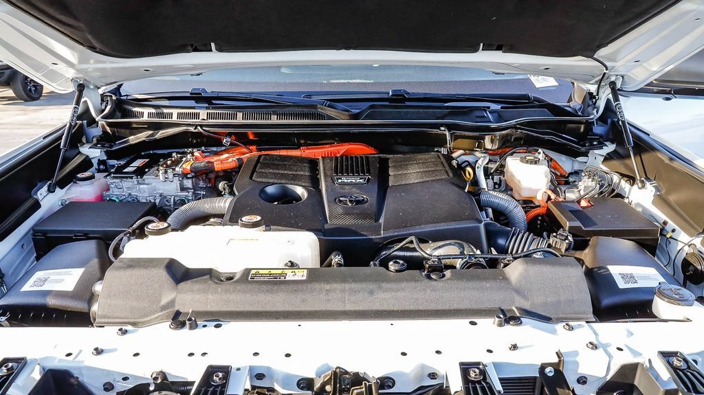 Used 2024 Toyota Tundra TRD Pro AWD/4WD image 32