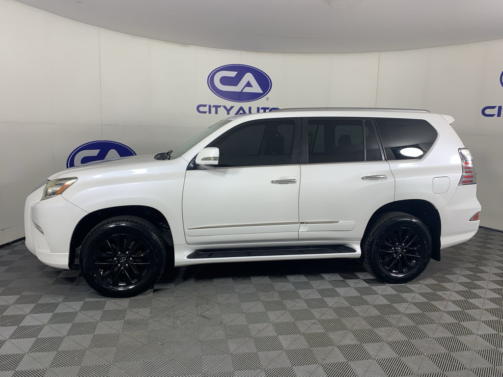 Used 2014 Lexus GX 460 w/ Premium Package AWD/4WD image 6