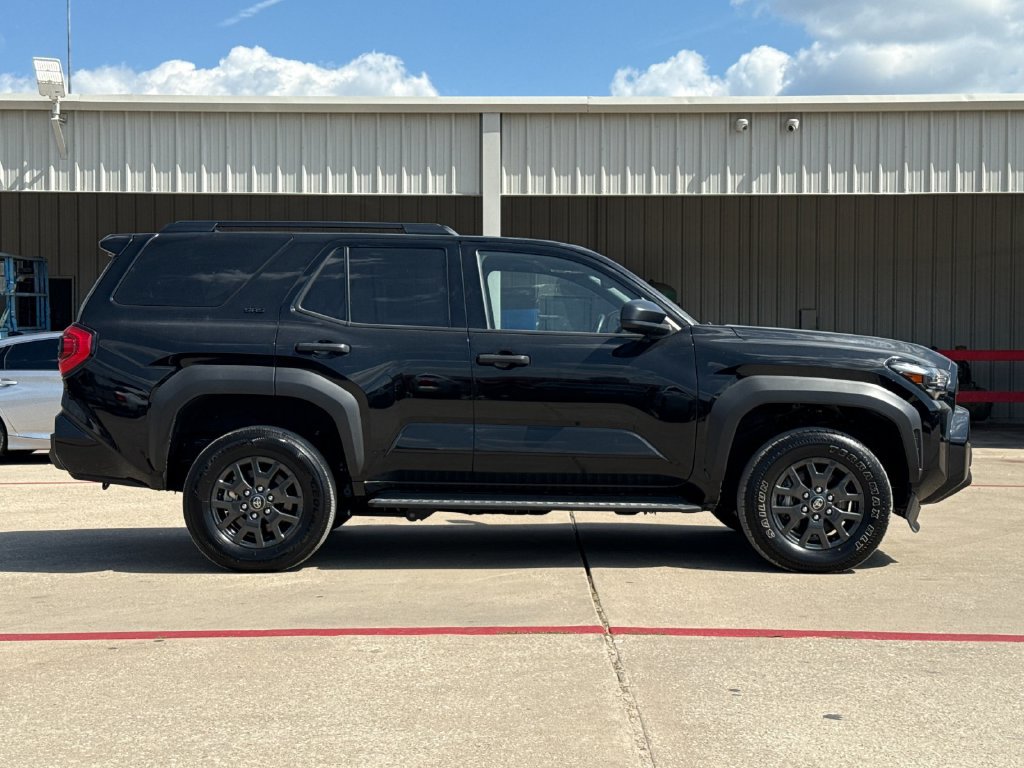 Certified 2025 Toyota 4Runner SR5 AWD/4WD image 7