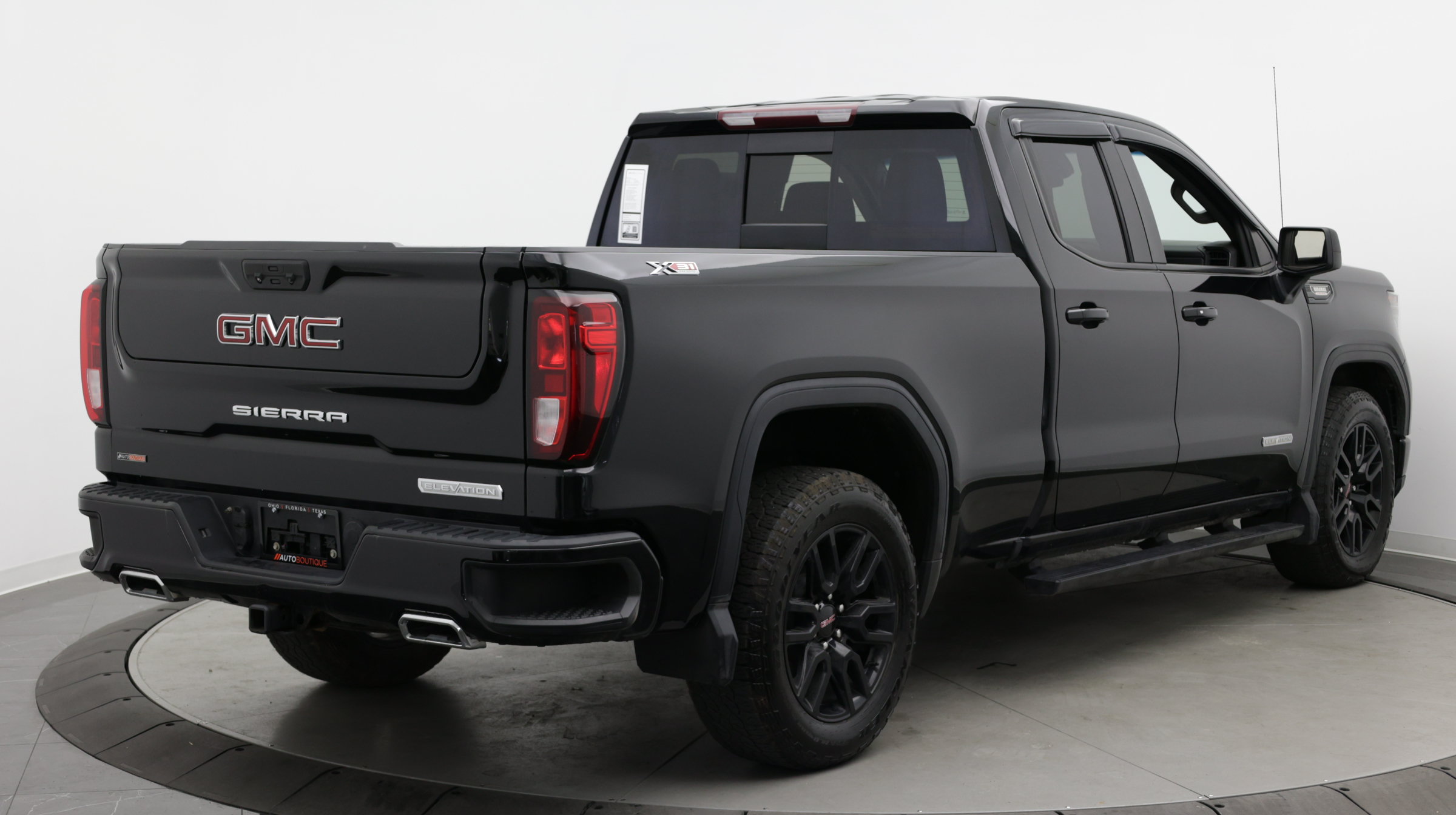 Used 2022 GMC Sierra 1500 Elevation w/ Preferred Package AWD/4WD image 8