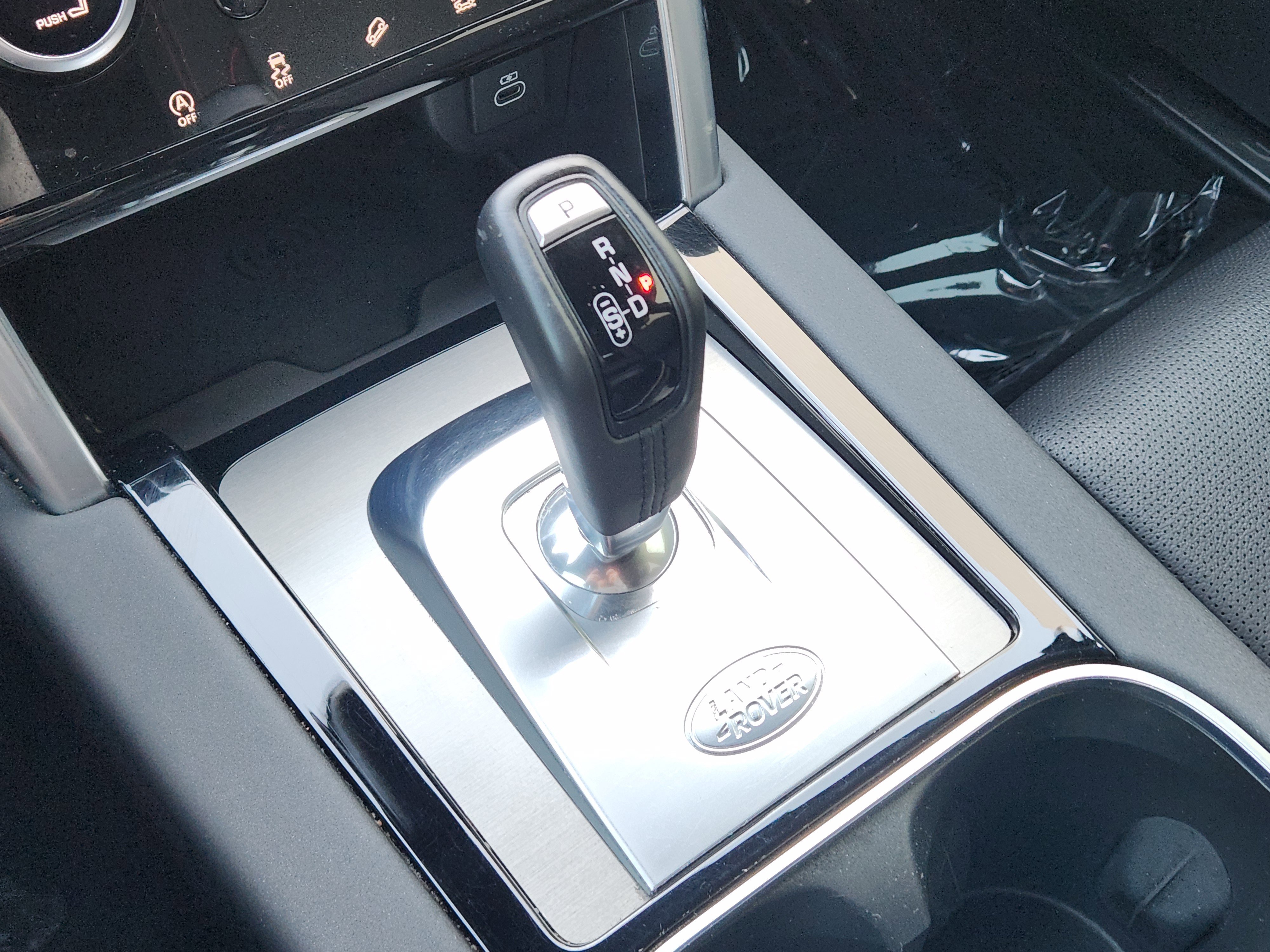 Used 2023 Land Rover Discovery Sport S R-Dynamic image 19