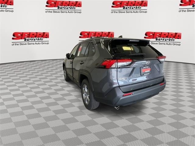 Used 2025 Toyota RAV4 LE image 7