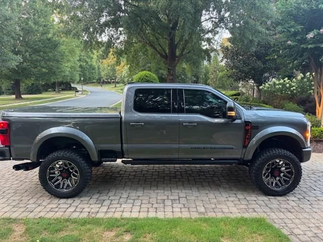 Used 2023 Ford F250 Lariat w/ Lariat Ultimate Package image 1