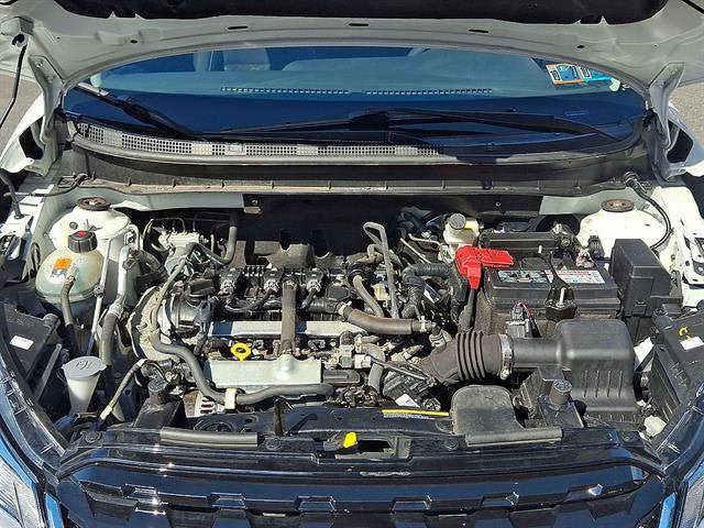 Certified 2023 Nissan Kicks SV FWD image 28