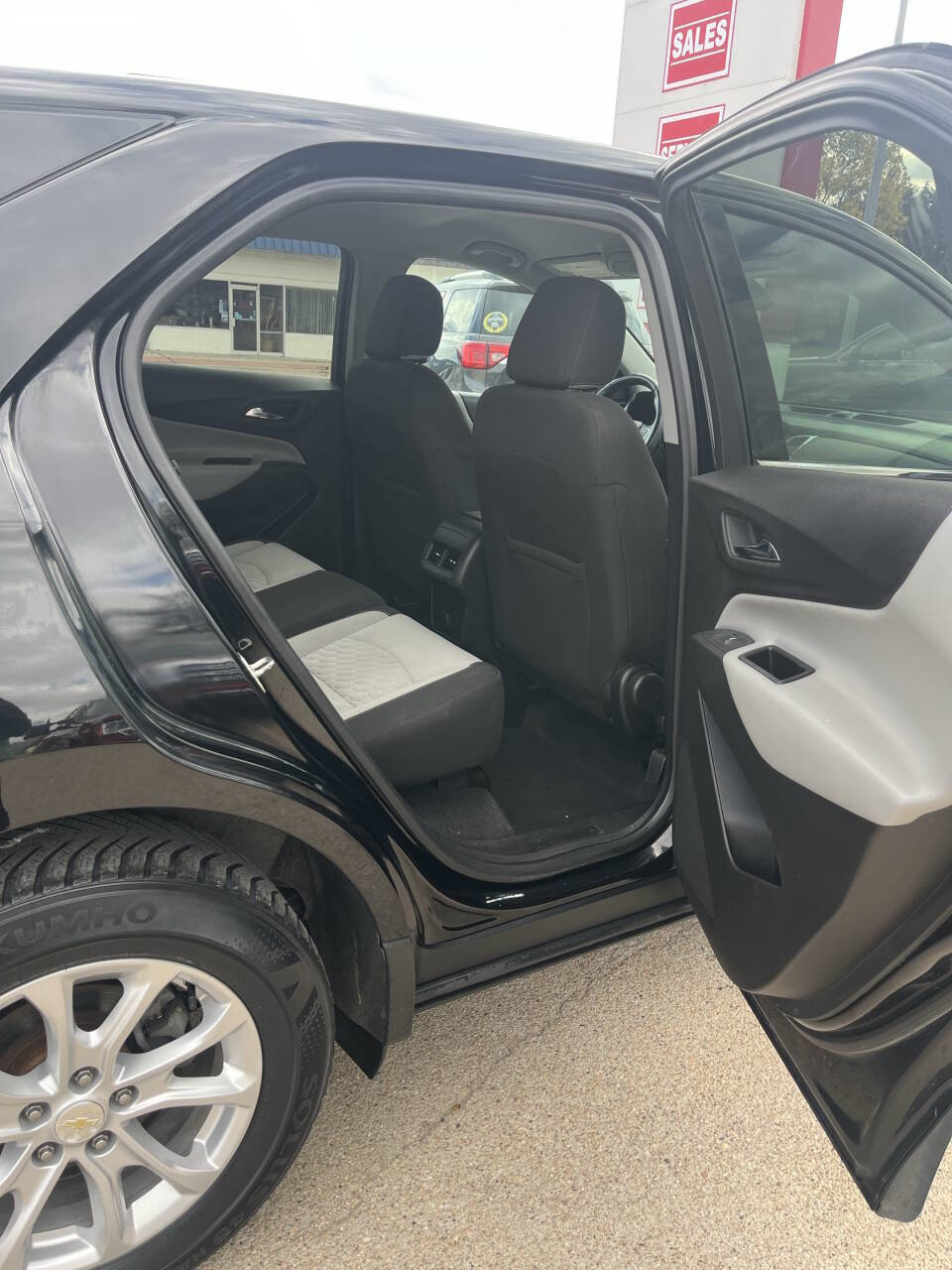 Used 2018 Chevrolet Equinox LT AWD/4WD image 26