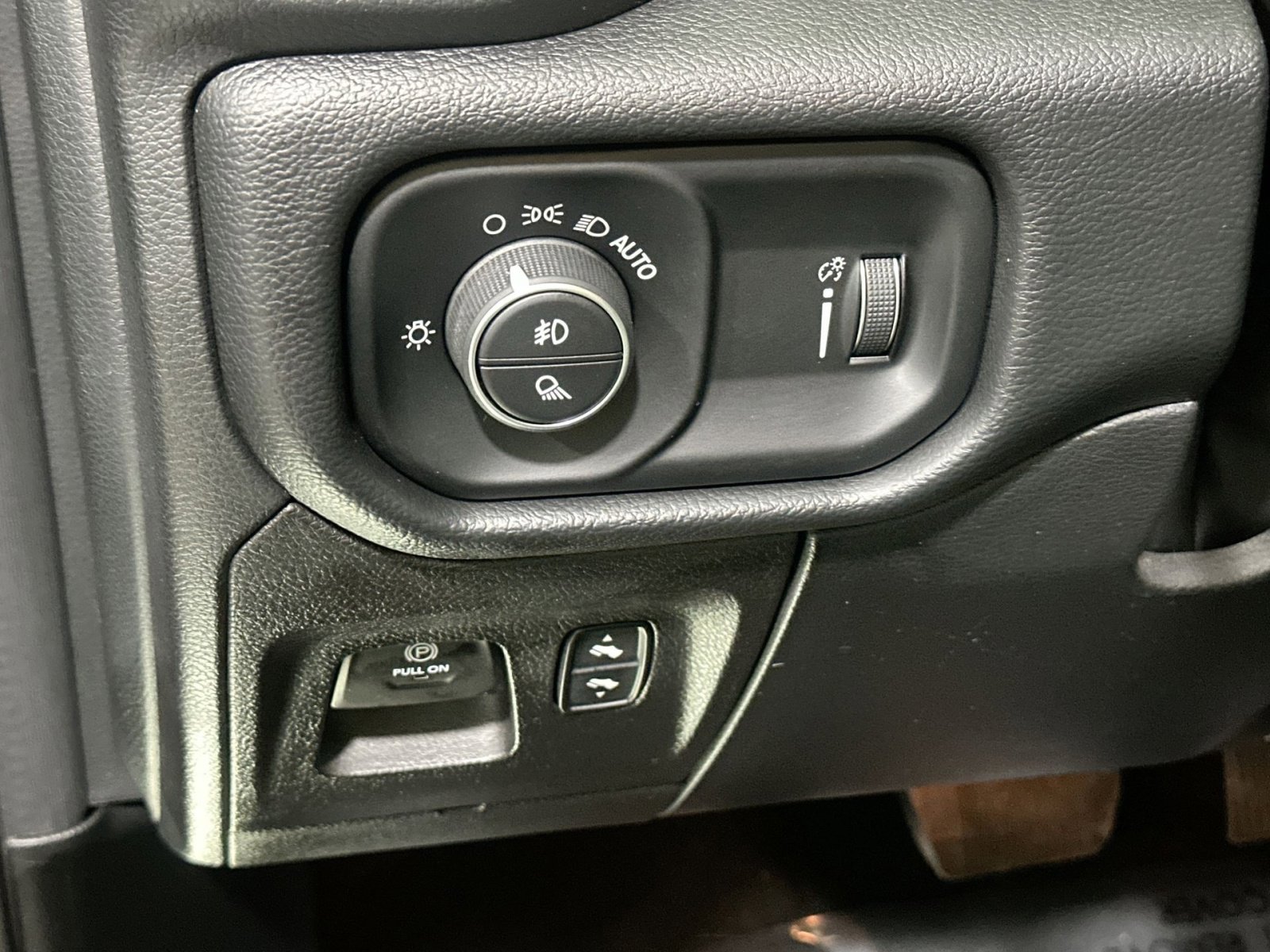 Used 2022 RAM 1500 Big Horn image 17