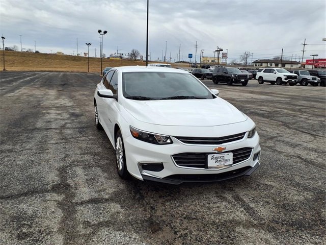 Used 2018 Chevrolet Malibu LS image 4