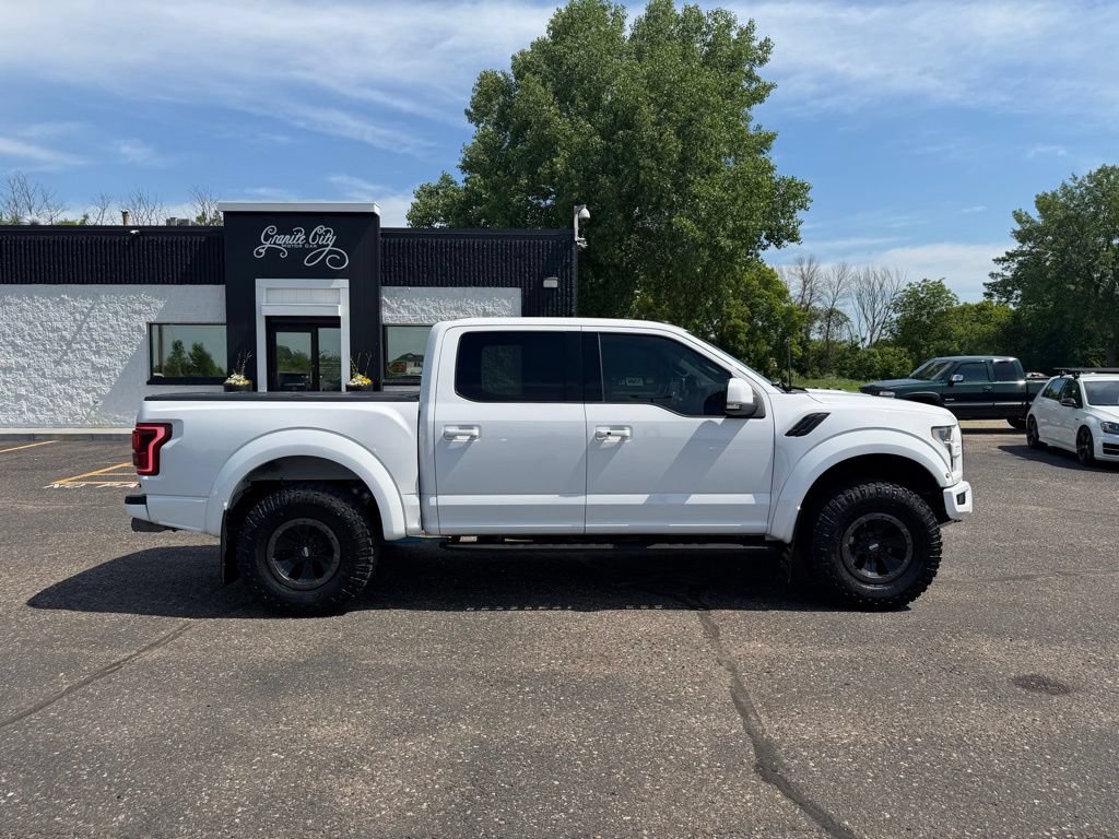 Used 2018 Ford F150 Raptor w/ Equipment Group 802A Luxury AWD/4WD image 3
